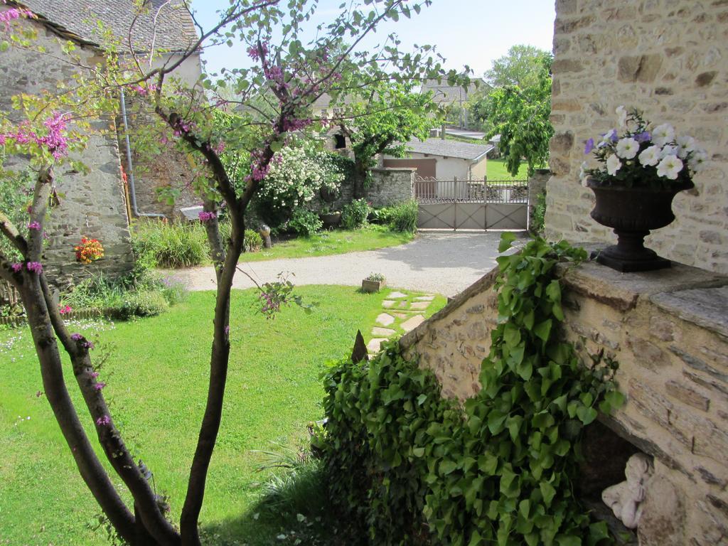 Hotel Le couvent de Jouels à Sauveterre-de-Rouergue Extérieur photo